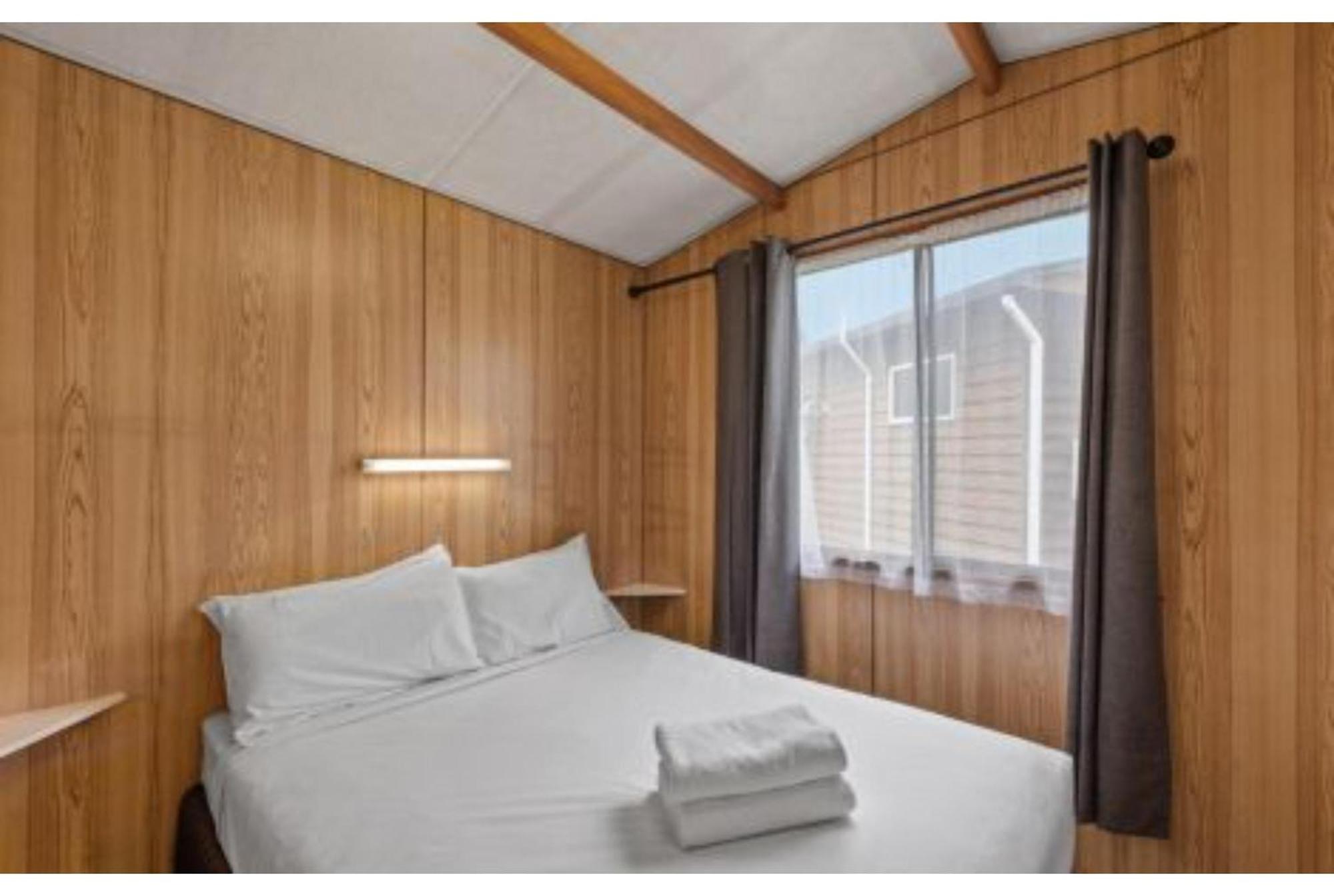 Discovery Parks - Hadspen Room photo